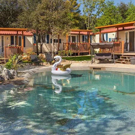 Kompleks wypoczynkowy Mobile Homes Camp Garden Vestar Rovinj