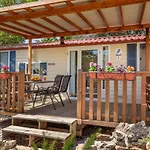 Mobile Homes Camp Garden Vestar Prázdninový areál