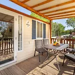 Prázdninový areál Mobile Homes Camp Garden Vestar 3*