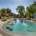 Prázdninový areál Mobile Homes Camp Garden Vestar 3*