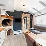 Prázdninový areál Mobile Homes Camp Garden Vestar 3*