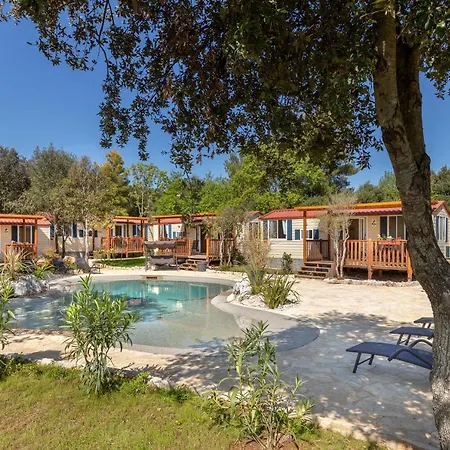 Mobile Homes Camp Garden Vestar База отдыха