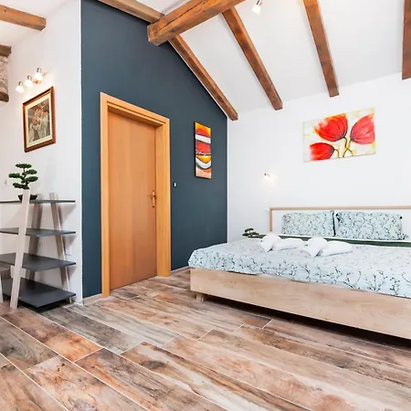 Mobile Homes Camp Garden Vestar Prázdninový areál 3*